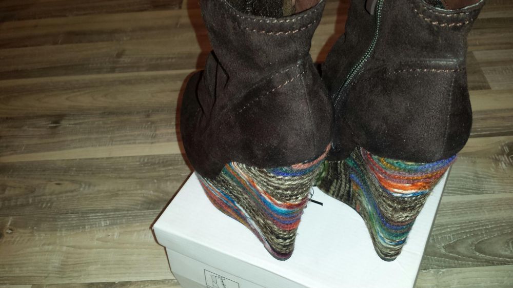 Дамски боти