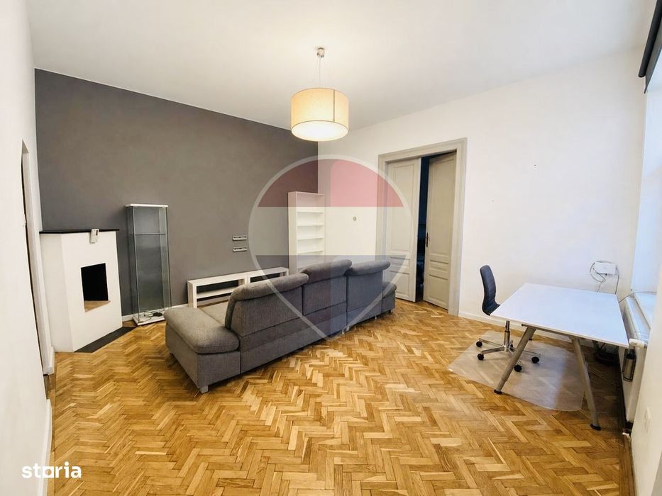 Apartament cu 2 camere de vânzare în zona Centrală