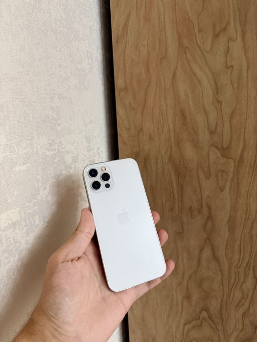 iPhone 12 Pro 128Gb - В отличном состоянии