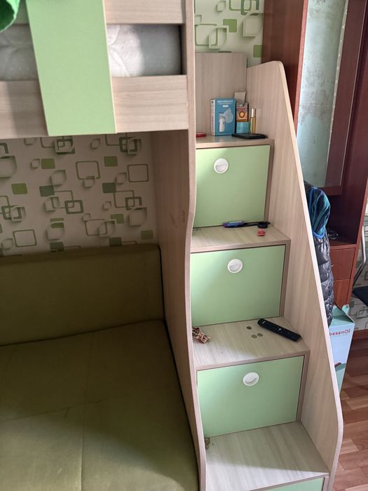 Продаю кровать срочно