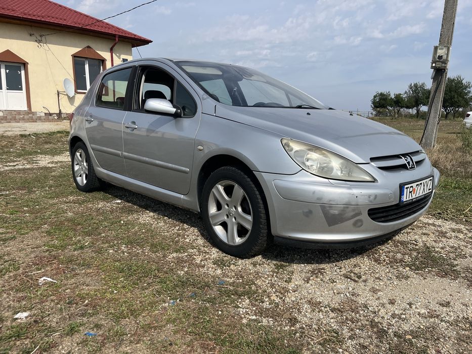 Vând /dezmembrez Peugeot 307