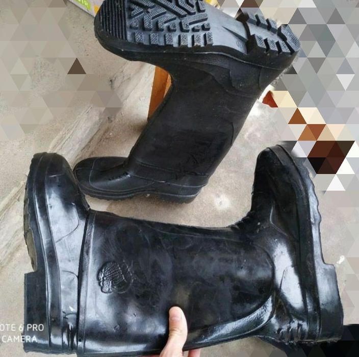 Етик сапоги резиновые комбинезоны галоши