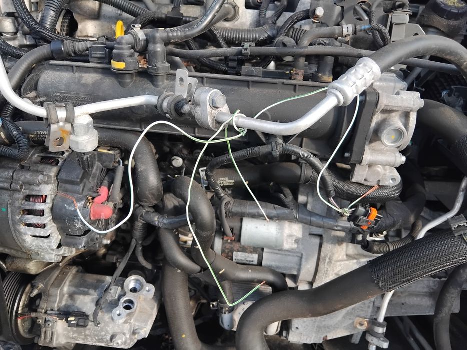 Bloc motor ambielat Dacia Lodgy Dokker Duster 1.2 TCE  cod H5F F4