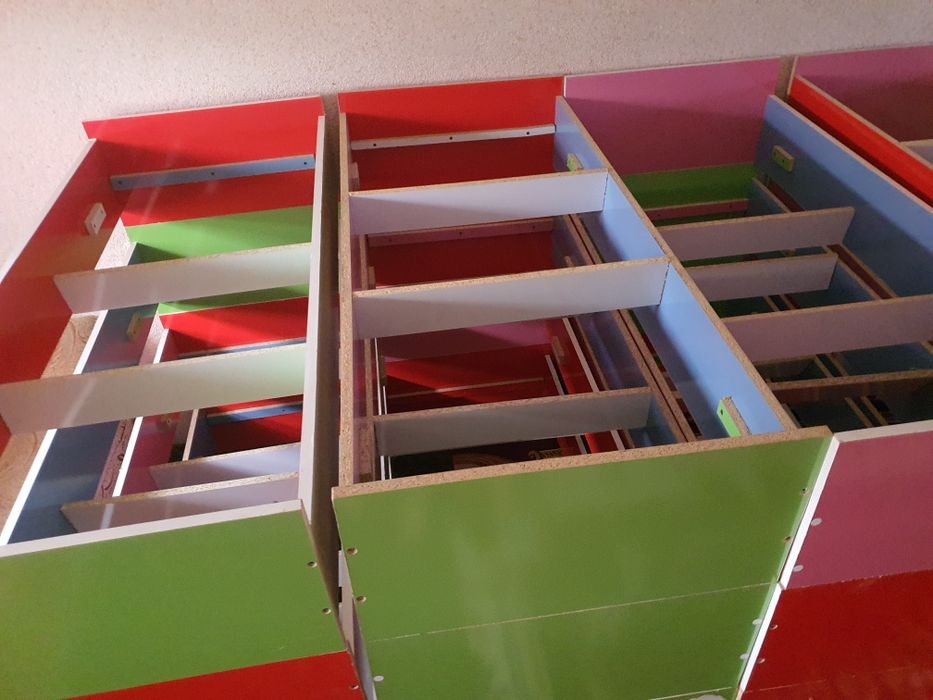 Detski divanchalar bog'chalar uchun