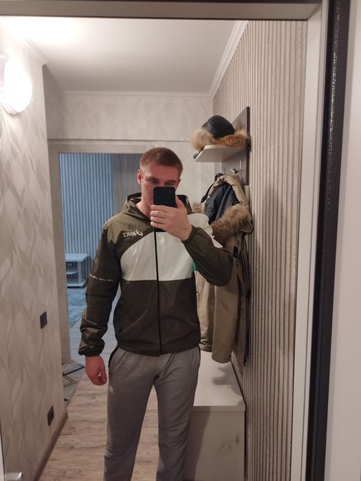 Мужская ветровка 52 размер