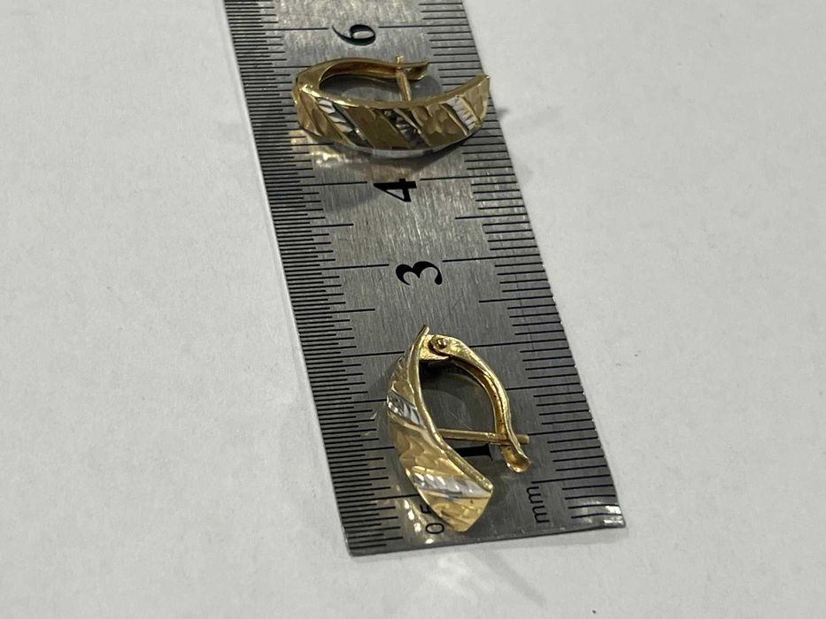 Златни обеци 1.5 гр 585