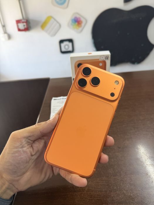 Vand Iphone 17 Pro Max 256Gb Full box impecabil