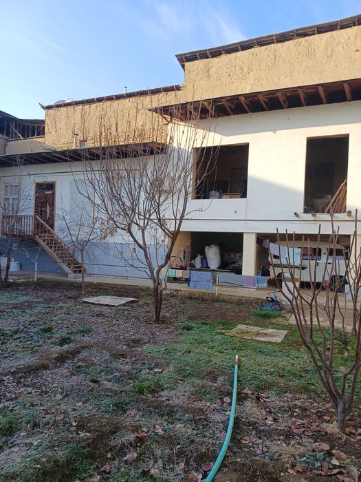 Самарканд дарвозада участка сотилади