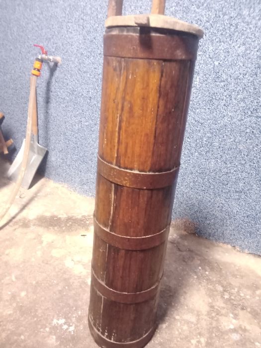 Буталка/бучка за добив на масло ретро