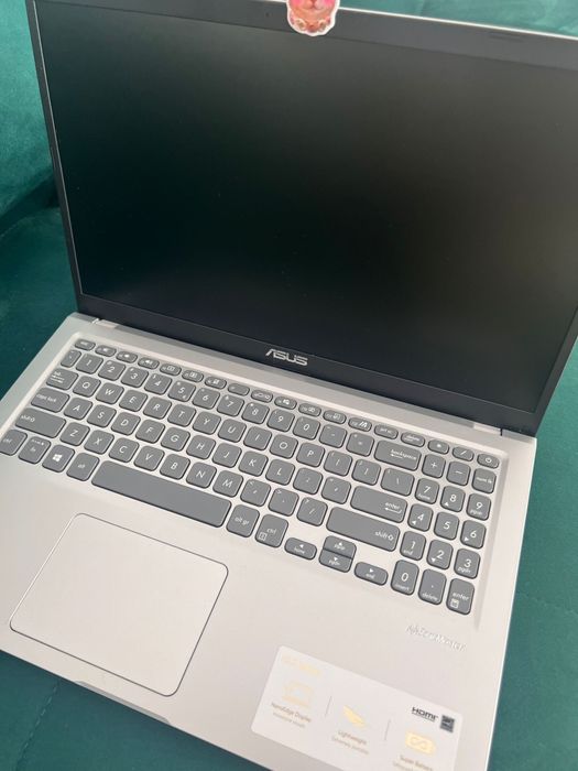 Laptop Asus Vivo Book