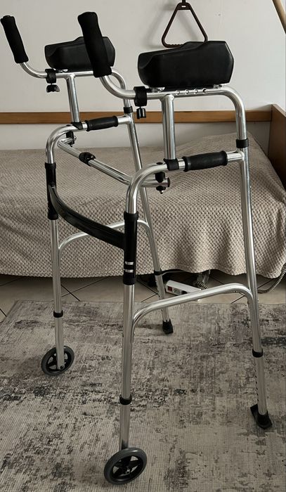 Cadru cu sprijin si pe antebrate /250 lei