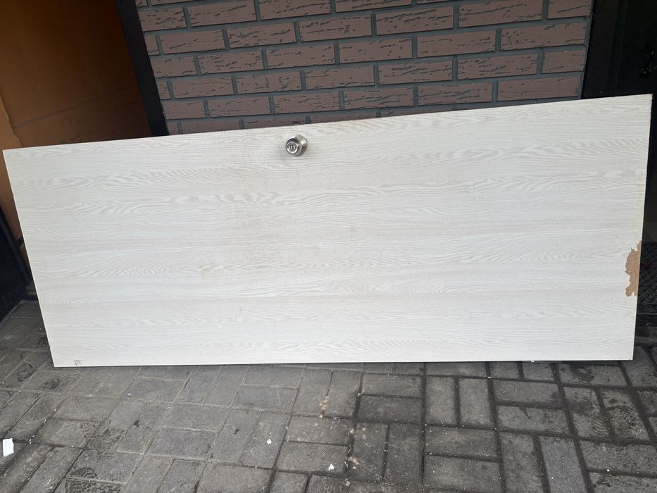 Продам межкомнатные двери