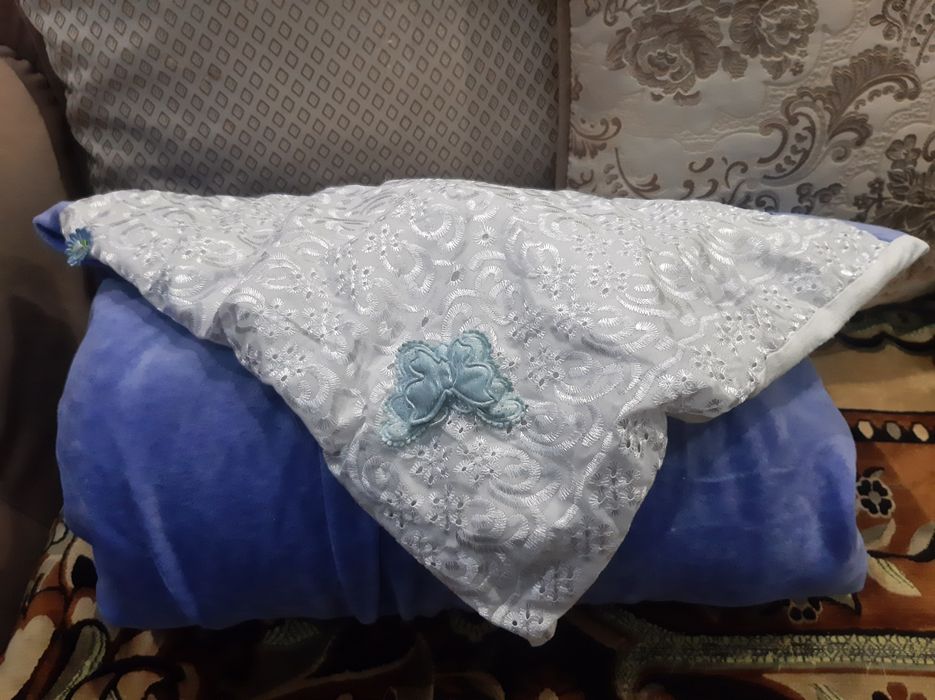 Продам детские вещи