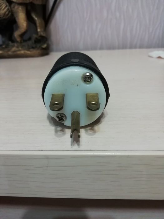 Софиты белые Teksam три штуки