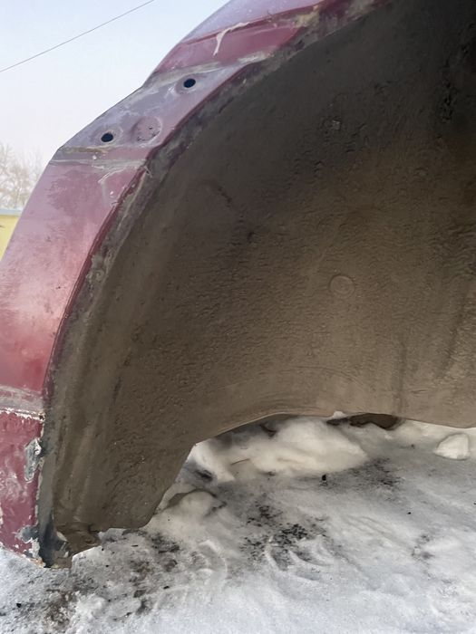 Заднее левое крыло Passat b3 Пассат б3