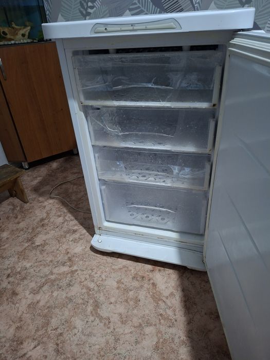 Продам морозильник бирюса