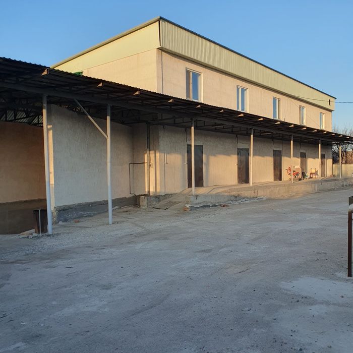 Продаётся гостиничноскладской комплекс