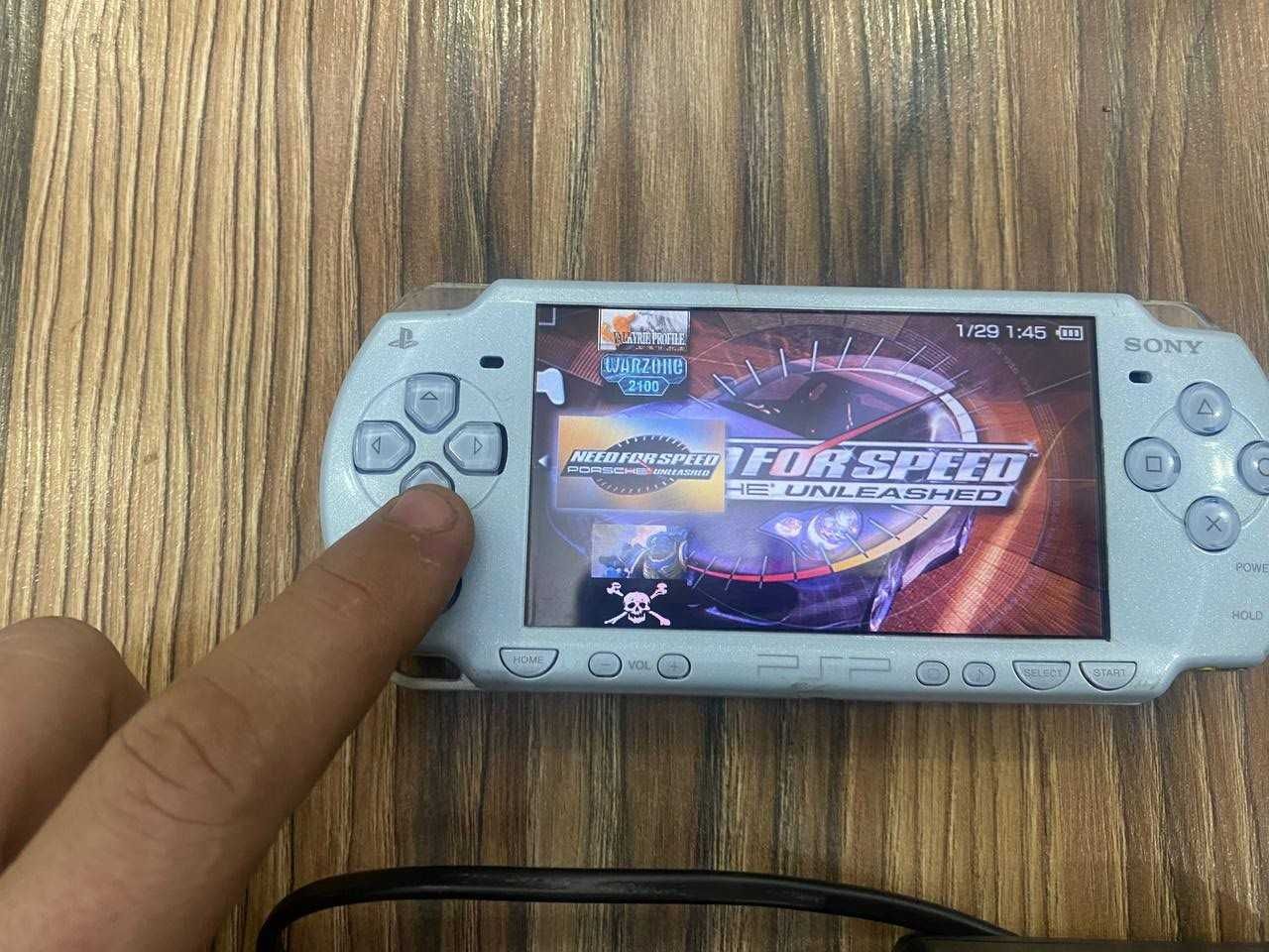 Sony PSP 2000 32gb flash: 600 000 сум - Приставки Ташкент на Olx