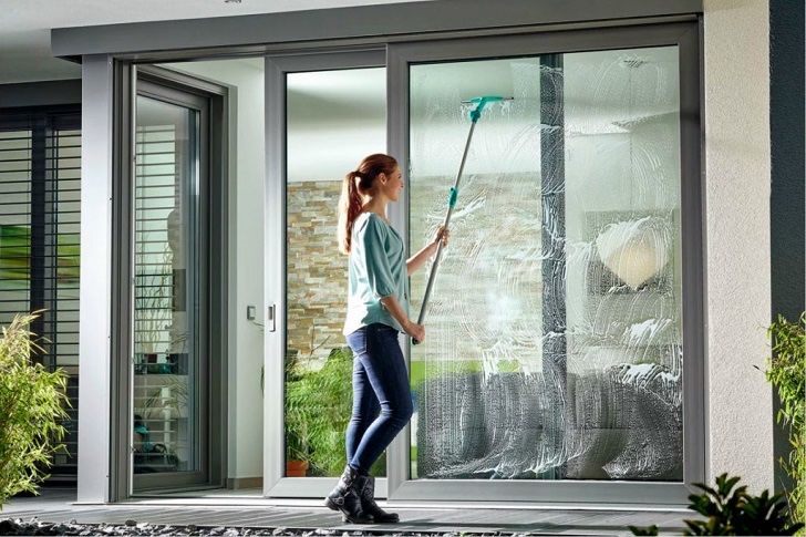 Моем окна на любой высоте