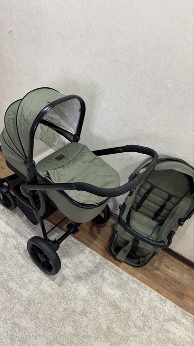 Продам коляску 2 в 1 в отличном состоянии