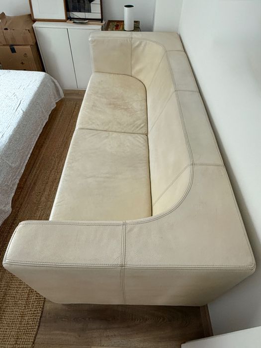 Canapea din piele naturală - necesita vopsire