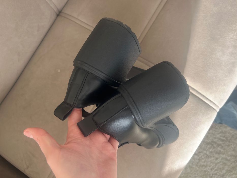 Черни обувки размер 39 еко кожа топ тренд