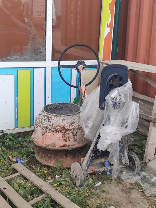 Продам бетономешалку