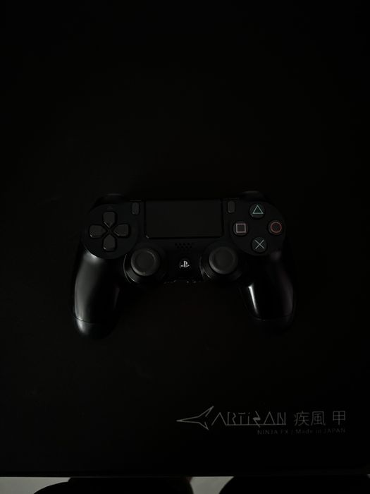 Playstation 4 slim