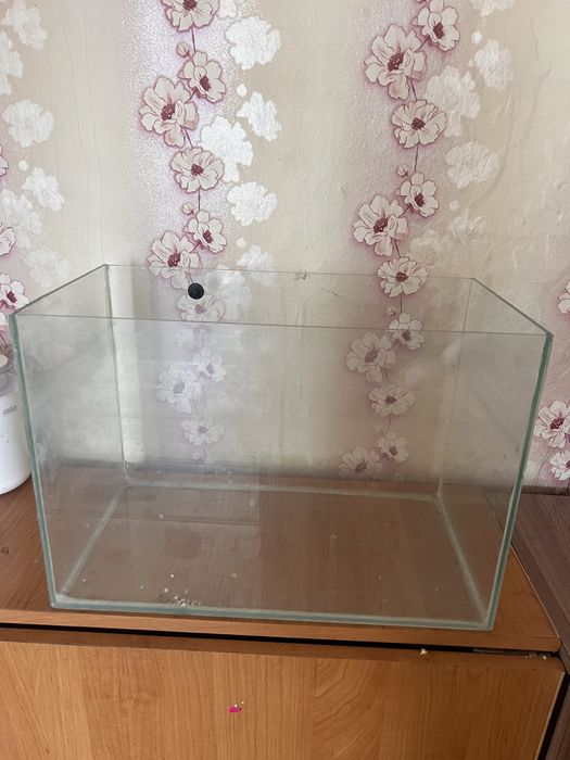 Продам аквариум 30л