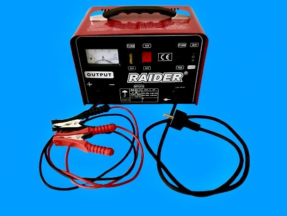 Топ Цена - 29.99€. Ново Зарядно за акумулатор RAIDER  RD-BC11 / 3.5 A, 25-135 Ah