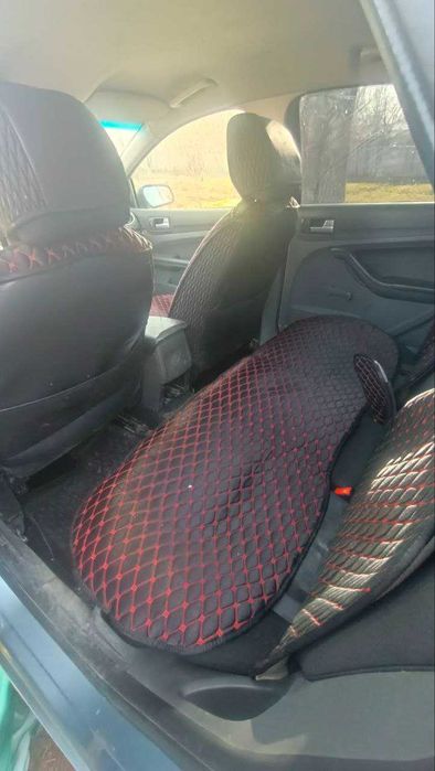 Продается Форд фокус 2006г .