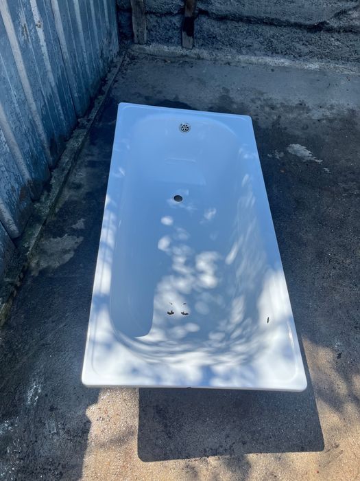 Продам Ванну б/у срочно!