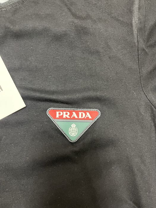 Tricou Prada mărimea XXL,nou cu etichetă