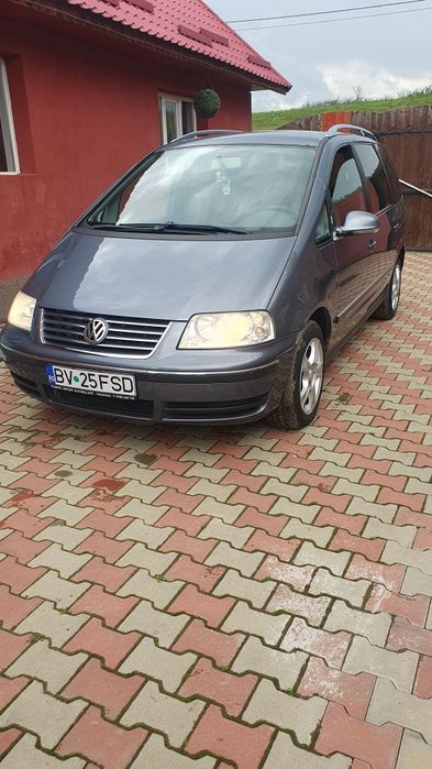 Volkswagen Saran 2008 motor 2.0 143cp bluemotion  motor BRT un singur ax cu came  preț 4500 euro ușor negociabil  detelali la tel  0734033715