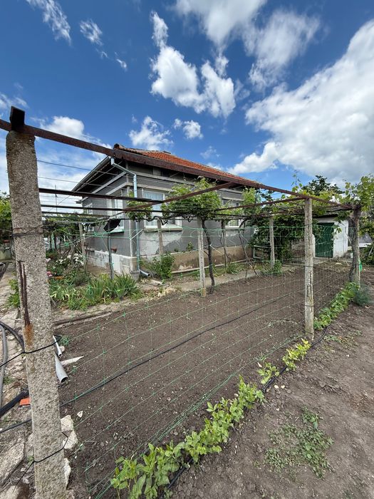 Продава се Къща в с. Пет могили, Област Сливен - 100 кв.м за 300 €/кв.м - Снимка #3