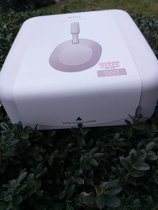 Слушалки Sony WH-1000XM5-Нови!