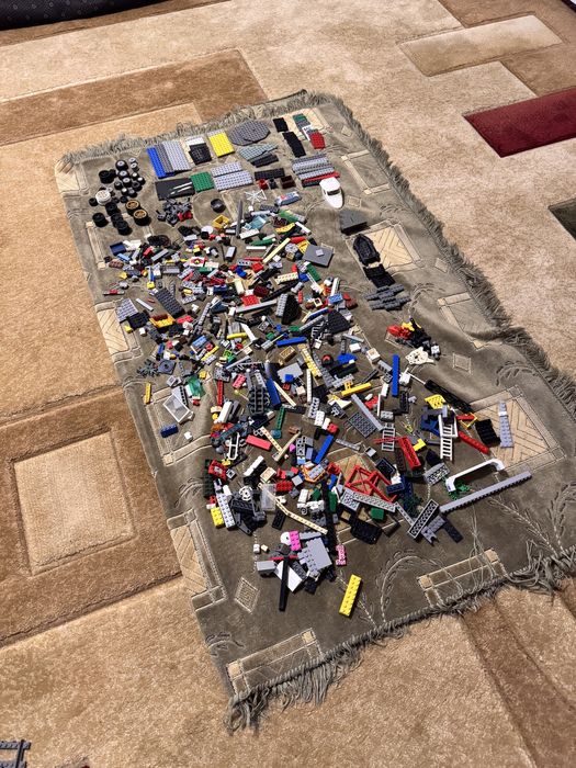 Продам пакет лего деталей