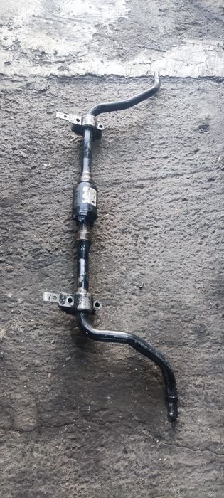 Продавам Хидравлична стабилизираща щанга мерцедес GLS, GLE, GL