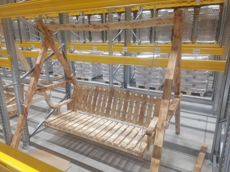 Дьрвени люлка за двор, нова