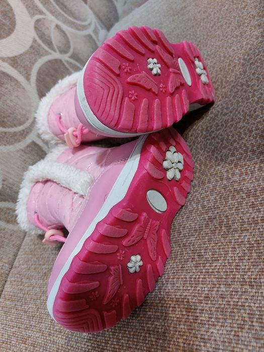 Розови ботуши 27 номер