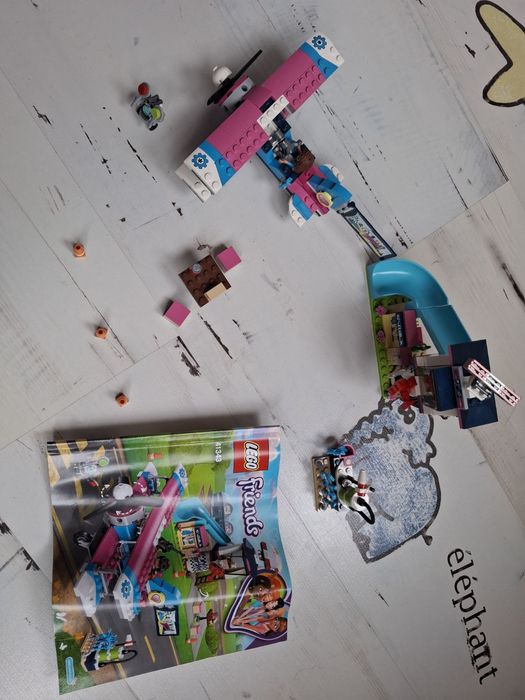 Lego - Самолетна обиколка