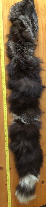 Продавам нова сребърна лисица с клипс -  яка