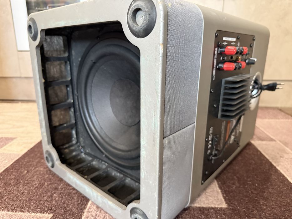 Harman Kardon SUB-TS7 10” Бас