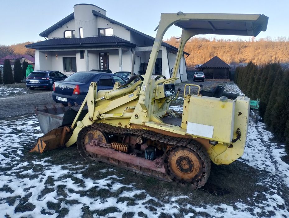 Vind buldozer-incarcator șenilat fiat alis