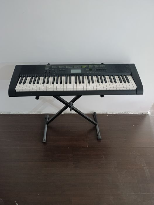 Синтезатор Casio
