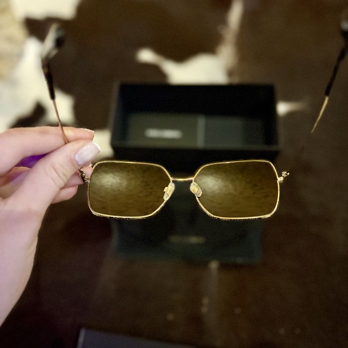 Оригинални дамски слънчеви очила Dolce&Gabanna DG2242 02/13