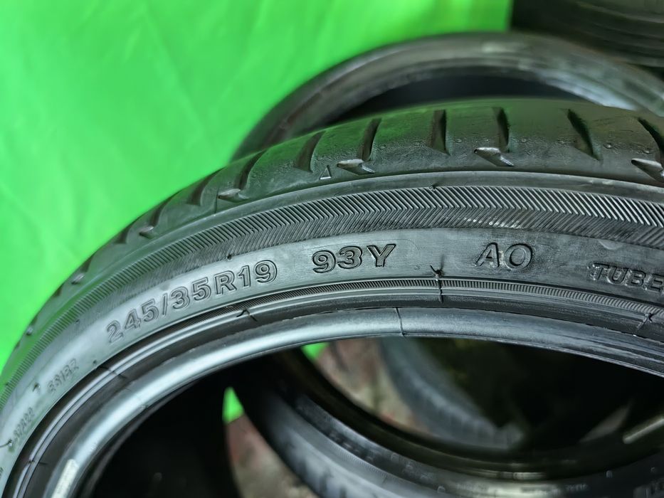 245/35R19 Bridgestone stare foarte bună fără defecte