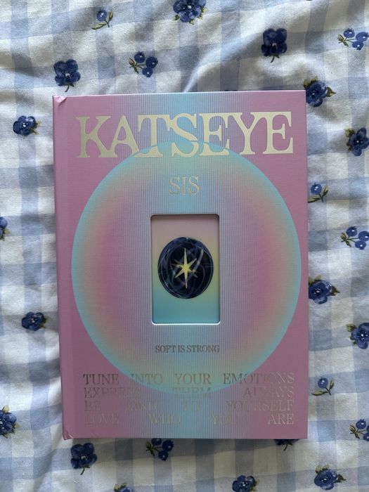 Katseye албум SIS