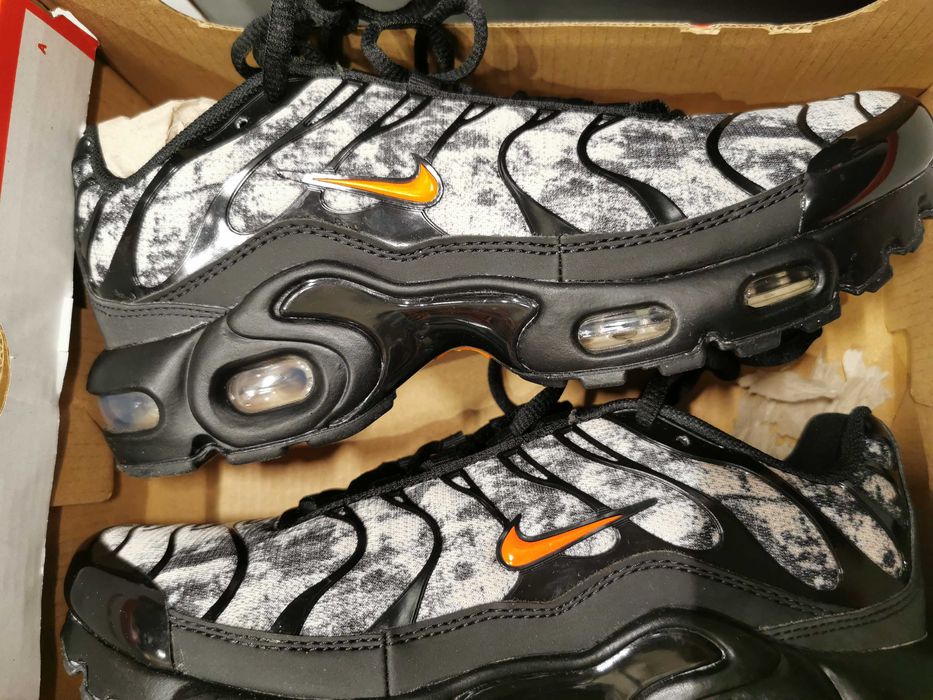 Adidași Nike air max TN