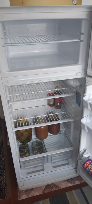 Продам холодильник Индезит